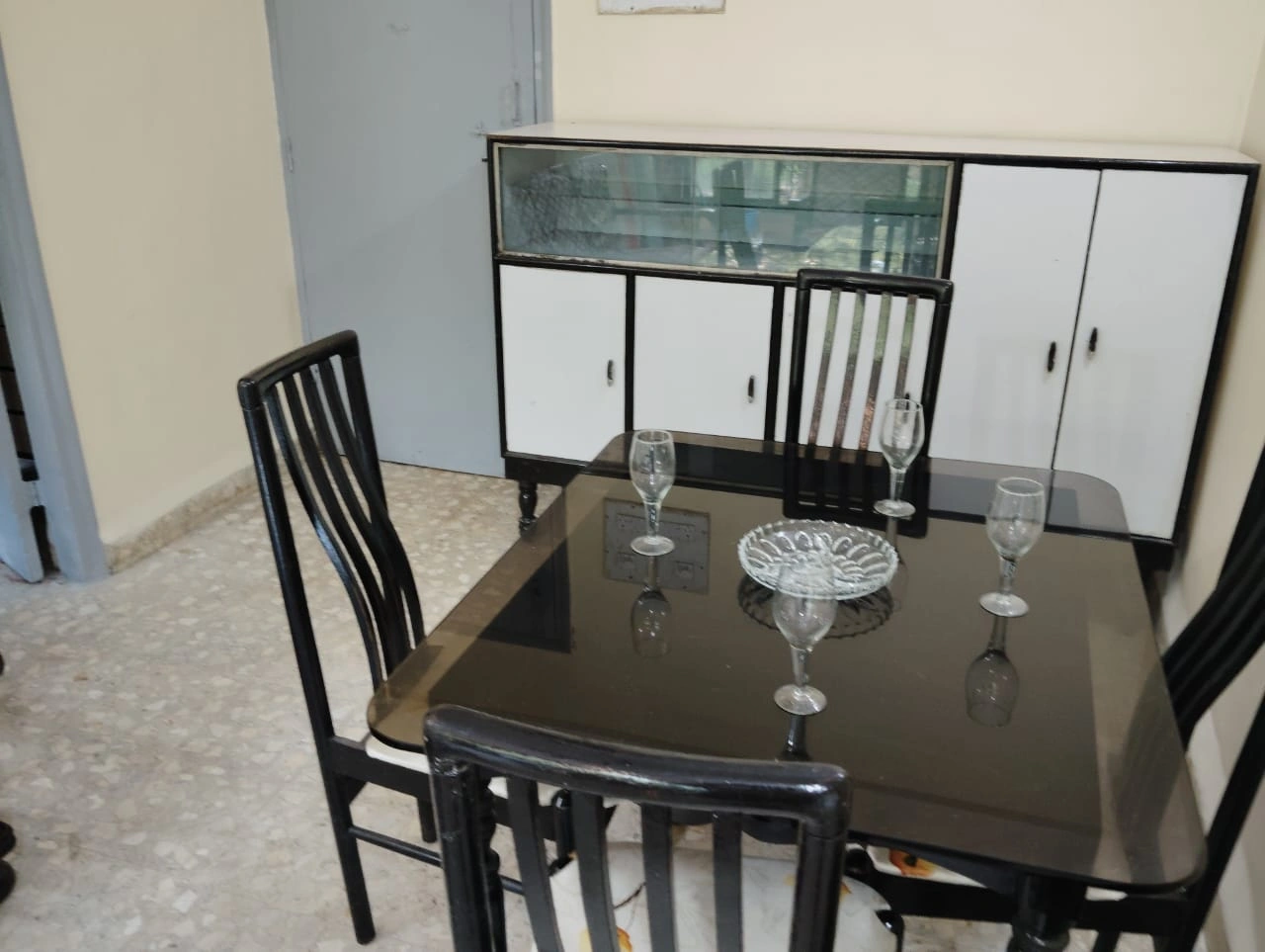 2 BHK Flat for Rent in Raheja Heights, Malad East